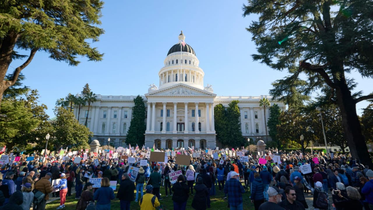 #50501, el movimiento que inspira la primera ola de protestas contra Trump y el Proyecto 2025 