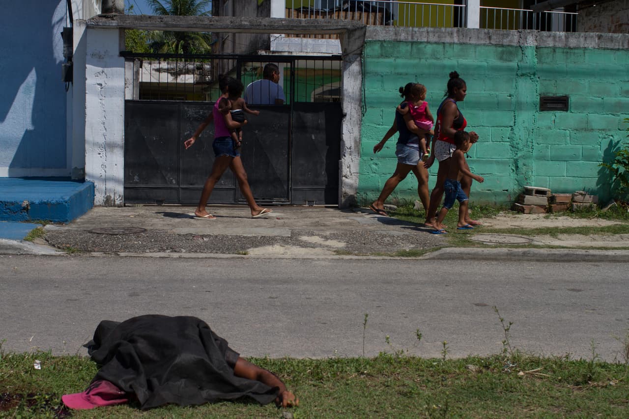 A la familia de Jorge Luiz Bento, la policía le dijo que con tanto muerto es difícil buscar a un desaparecido. Sus primos fueron los que hallaron su cadáver.