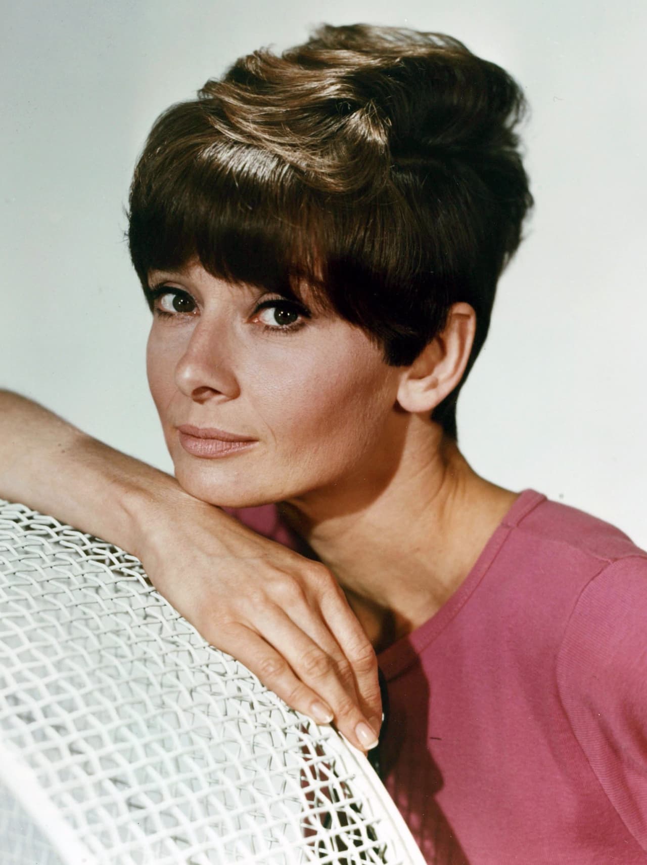 Audrey fue una de las pocas actrices que ganó un Emmy, un Grammy, un Oscar y un Tony gracias a su increíble talento y trayectoria.