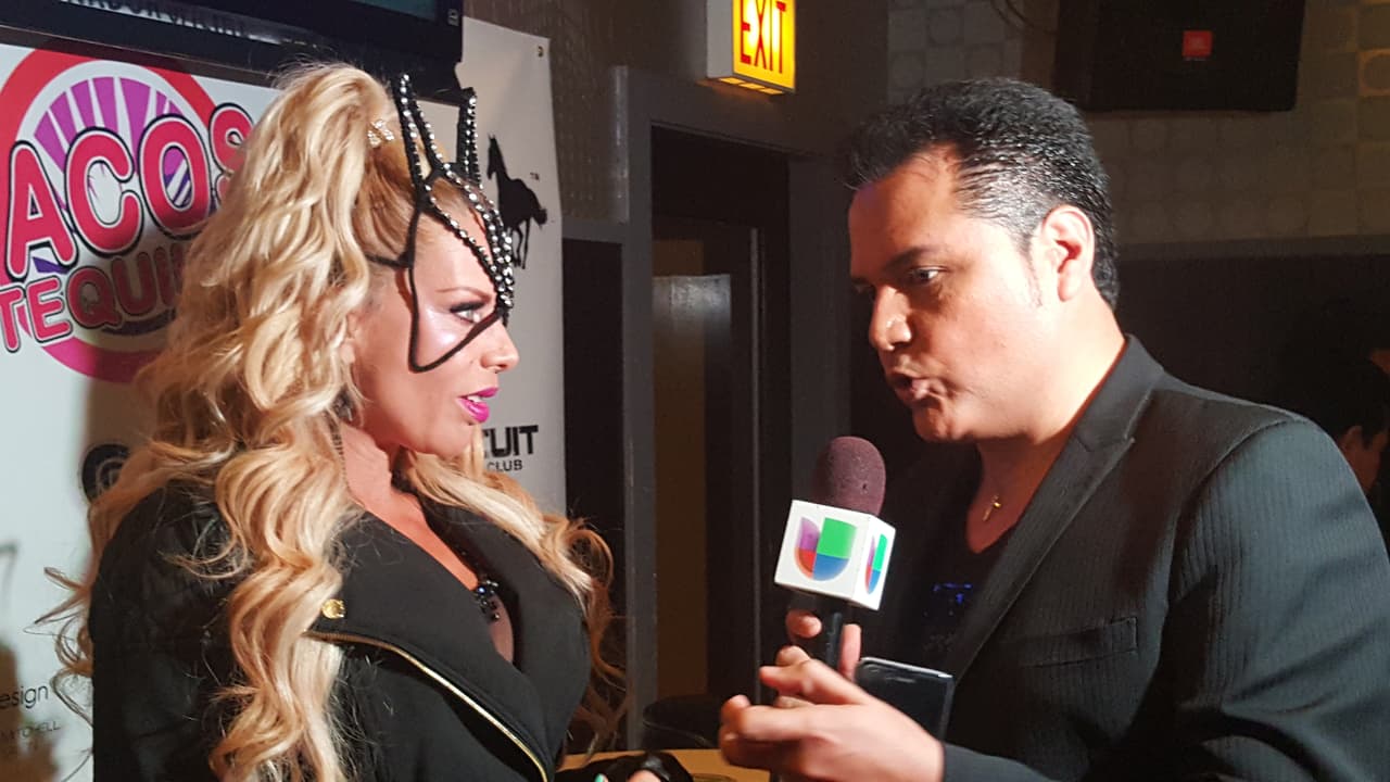 Lorena ofreció un concierto en el que cantó su nuevo tema "Masoquista", que está tiendo mucho éxito.