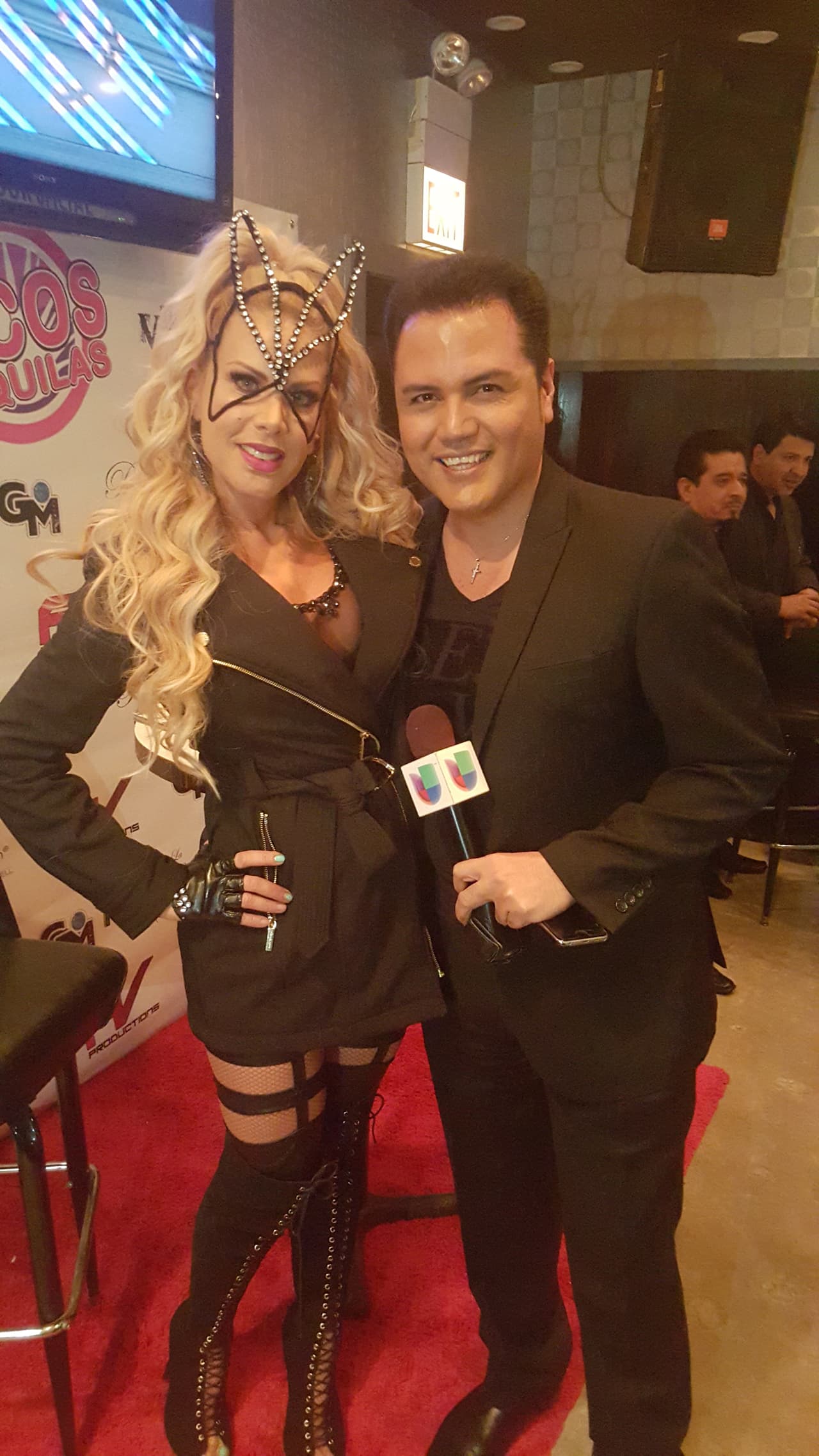 Auri aprovechó para preguntarle cómo se mantiene tan bien.