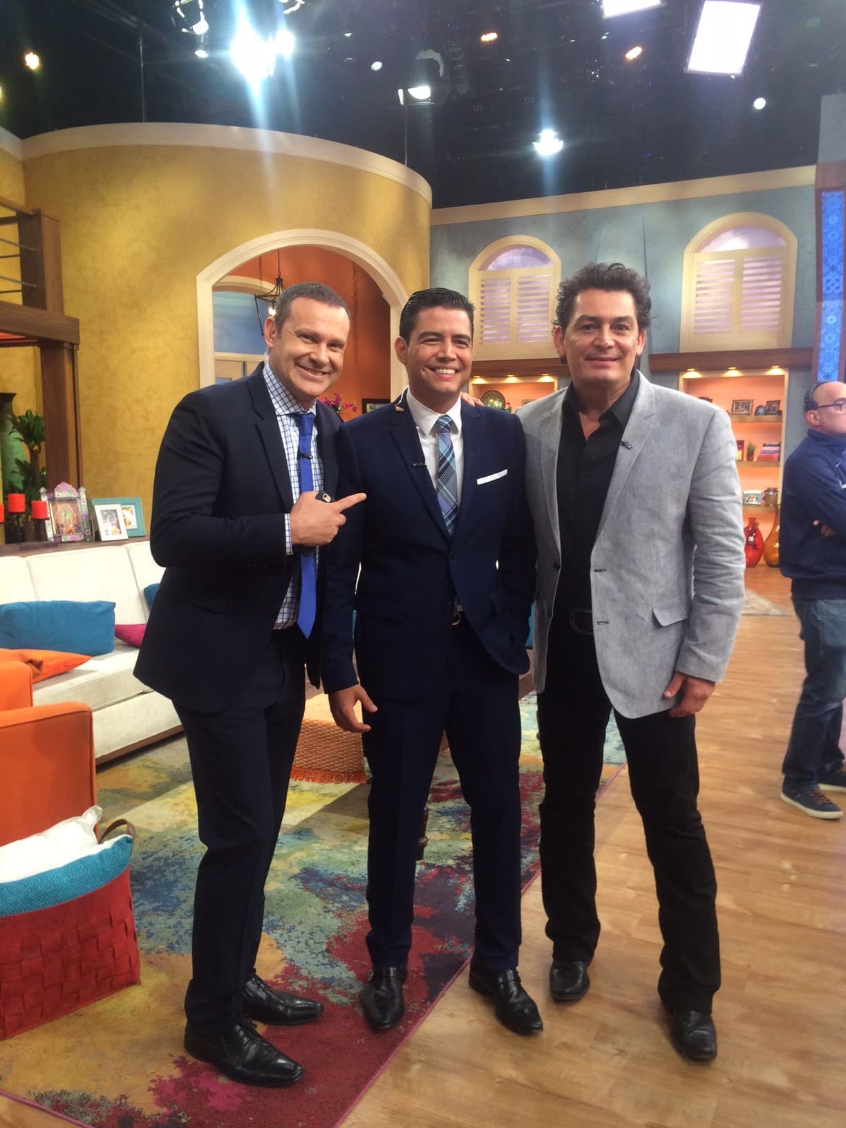 ¿Qué tal lucen este 'Cachi Viernes' nuestros galanes?