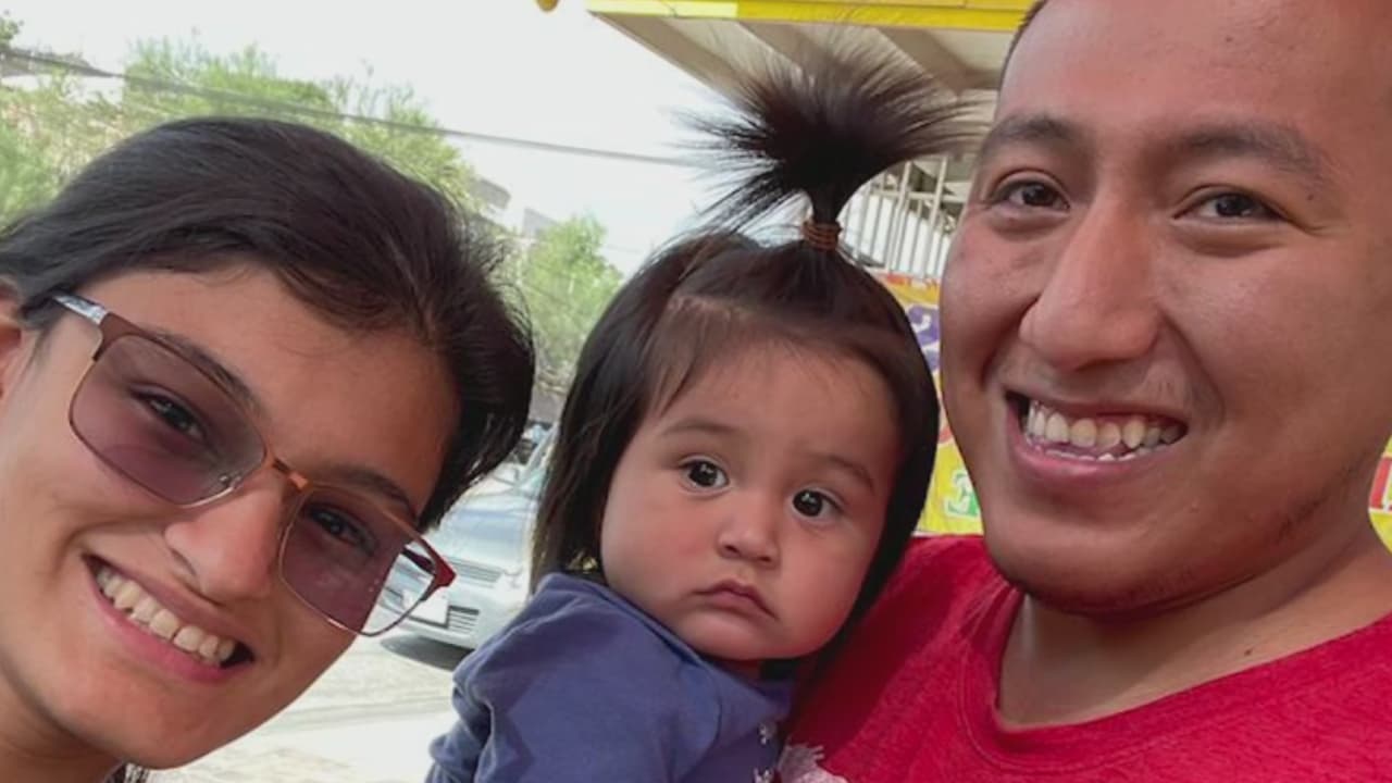 <a href="https://www.univision.com/local/houston-kxln/es-un-sueno-que-se-hizo-realidad-termina-la-pesadilla-para-jaime-avalos-beneficiario-de-daca-varado-en-mexico-video" target="_blank">Jaime Ávalos</a> duerme desde este martes en su hogar en Houston luego de pasar 6 meses varado en México.