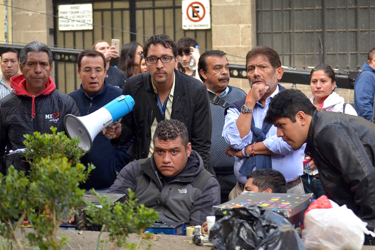 El productor Juan Osorio está muy al pendiente de las grabaciones.