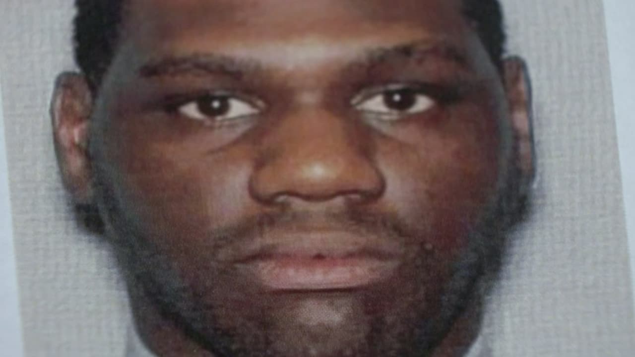 Después de que dejó de trabajar como niñero, los menores le contaron a su madre lo que les había sucedido y, finalmente, acudieron a las autoridades.