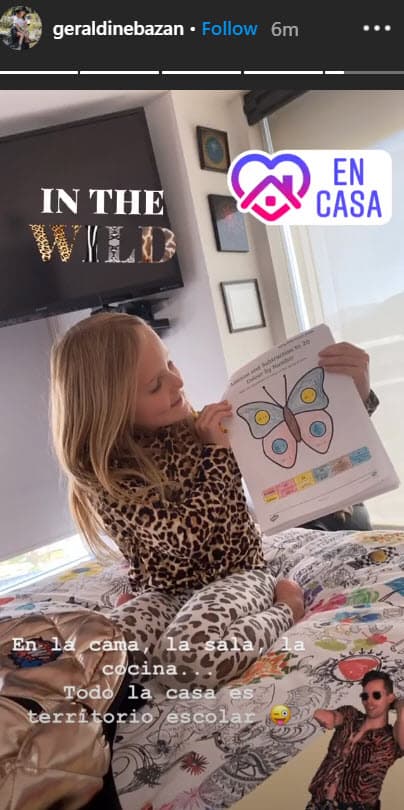 En una de ellas, muestra que todo su hogar se ha convertido en 
<b><a href="https://www.univision.com/famosos/comprate-una-vida-y-cargalo-a-mi-cuenta-la-hija-mayor-de-geraldine-bazan-y-gabriel-soto-se-luce-con-su-tio-video">"territorio escolar"</a></b>. 
<br>