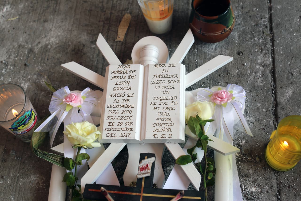 Junto a Elideth falleció su hermana, María de Jesús de León García, cumpliría en diciembre siete años.