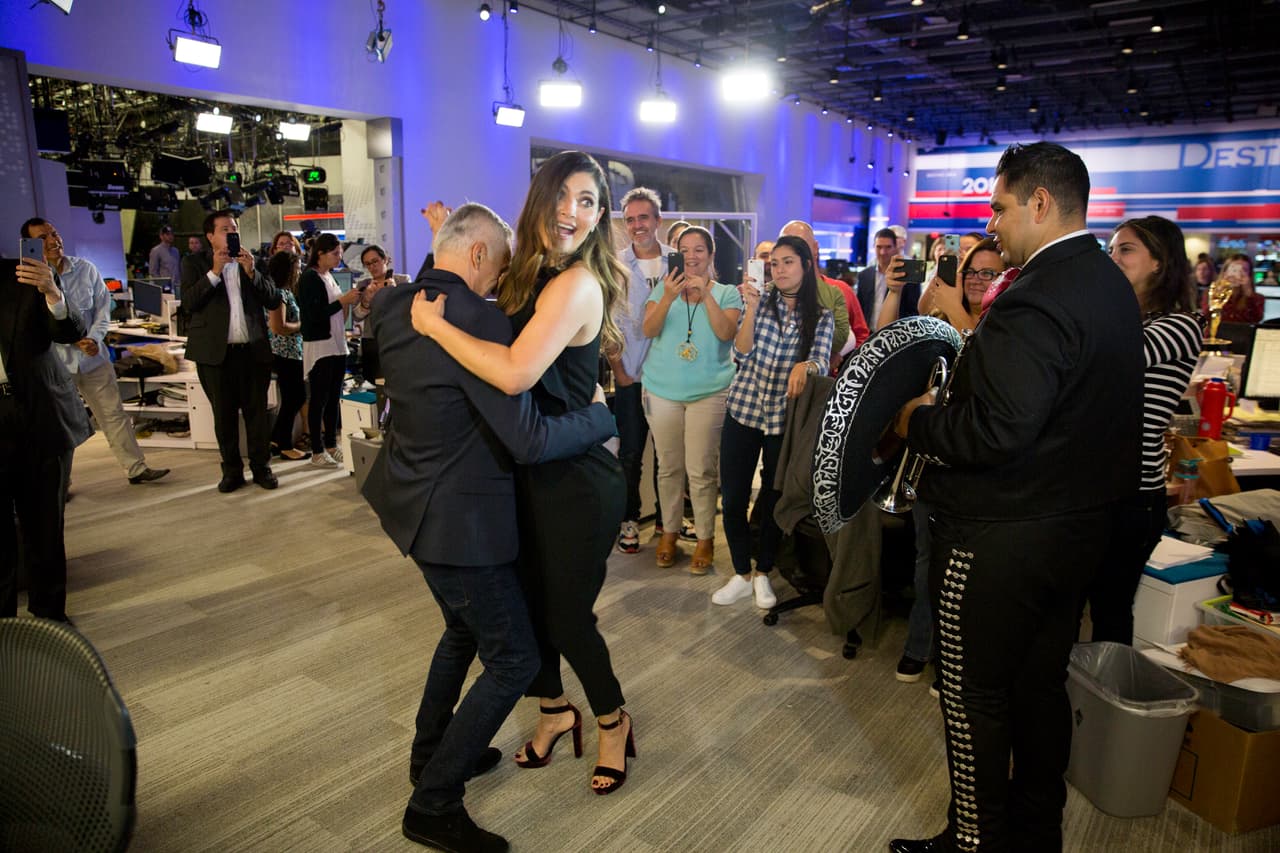 Chiqui Delgado celebró así el aniversario profesional de su "mejor noticia", como llamó a Jorge en su
<a href="http://chiqui-delgado.univision.com/un-flechazo-de-30-anos-1788529817" target="_blank"> columna de felicitación para él.</a>