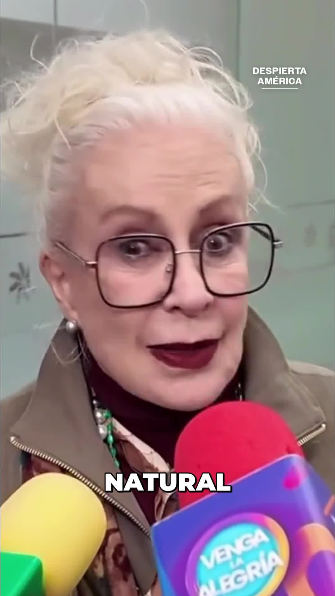 Laura Zapata dice que a Thalía "le faltó papá"
