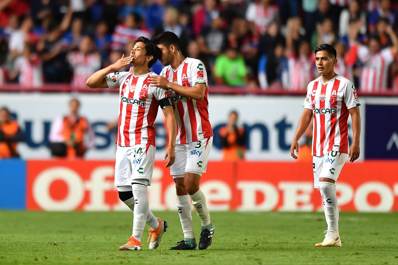Se terminó el invicto de la 'Máquina'. Con un gran juego, Necaxa venció 2-0 al Cruz Azul dando la sorpresa de la jornada.
