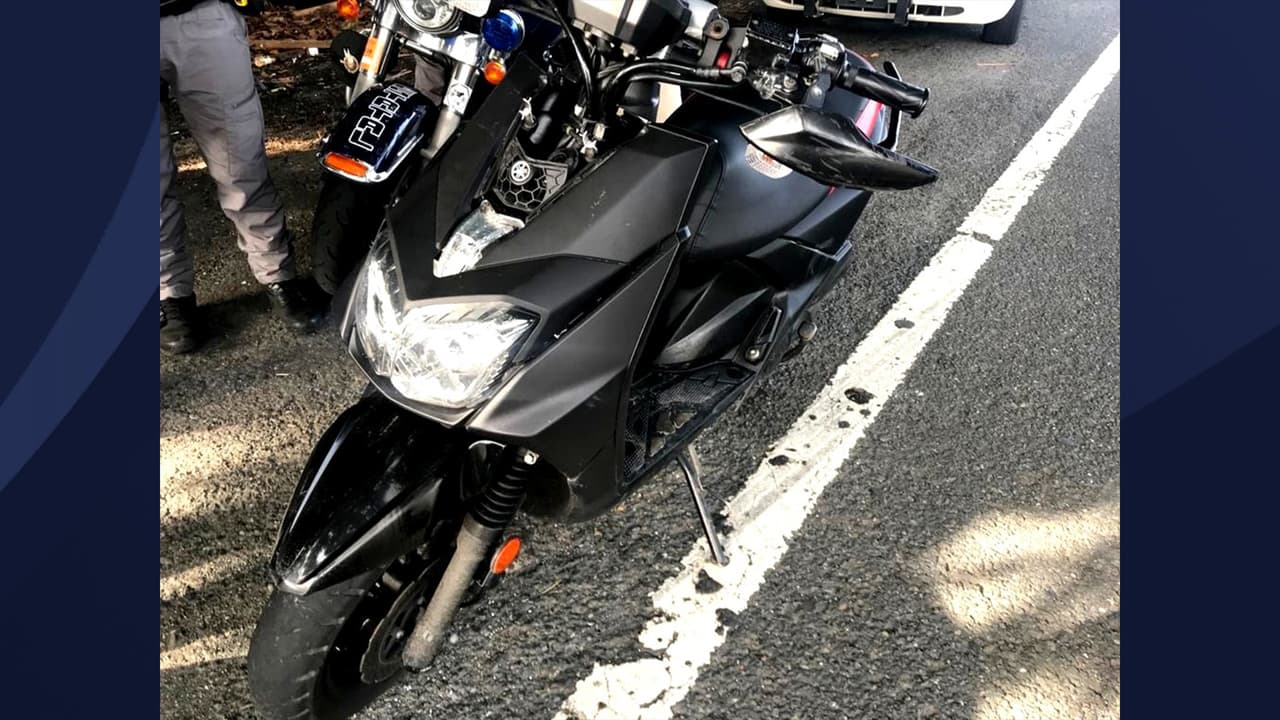 Arrestan a motociclista que atropelló a policía en Carolina