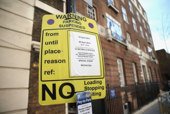 El segundo hijo del matrimonio real está por llegar y a las afueras del hospital Saint Mary de Paddington ya está todo listo para recibir a Kate.