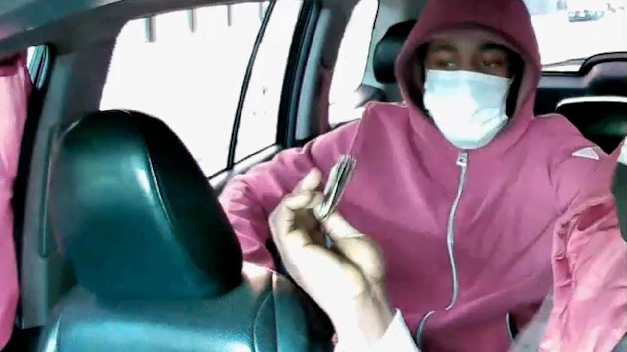 Buscan a ladrón en serie que ha asaltado con un cuchillo a ocho taxistas en Brooklyn 