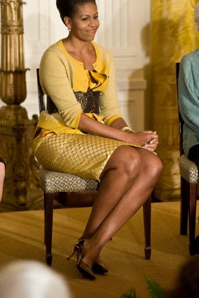 La primera dama siempre se ocupa de la salud, disciplina y éxito de sus hijas, antes que de la política, aunque en ambas tareas se saca un 10. Ha demostrado que además de ser una profesionista exitosa, madre dedicada y luchadora incansable, es una icono de moda y 'glamour'. Sin duda, ella es ejemplo y motivación para muchas madres que deben ser líderes, fuera y dentro de casa.