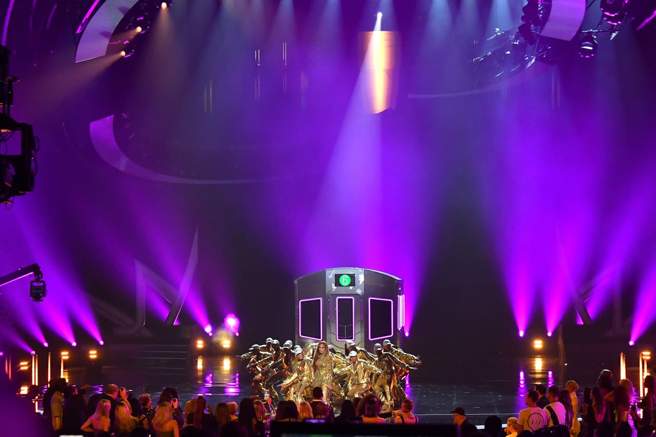 Jennifer López durante su participación en los MTV Video Music Awards 2018.