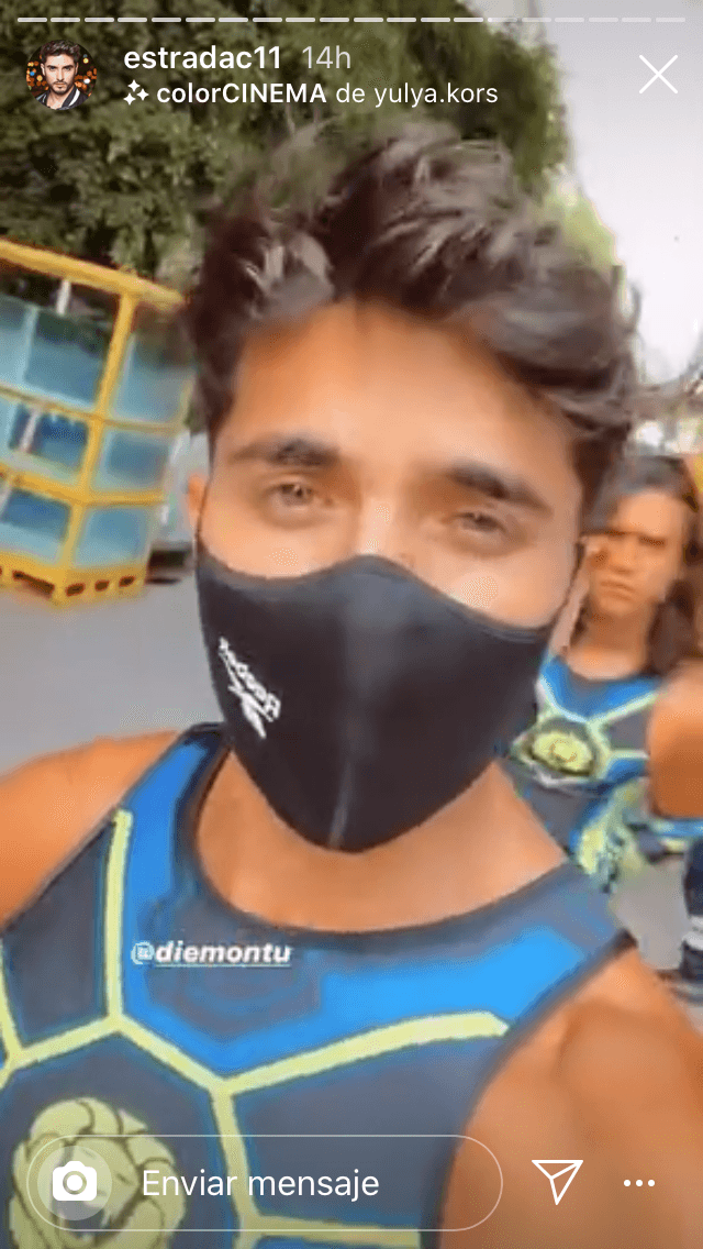 "¿Por qué? Porque vi cómo Christian (Estrada)
<b><a href="https://www.univision.com/famosos/con-lagrimas-en-los-ojos-alejandra-guzman-responde-si-estuvo-con-el-ex-de-frida-sofia" target="_blank">se la pasaba con mi propia madre</a></b> en hoteles y en casas y en restaurantes", reiteró de nueva cuenta sobre la presunta relación que habrían mantenido su ex y su madre.
<br>