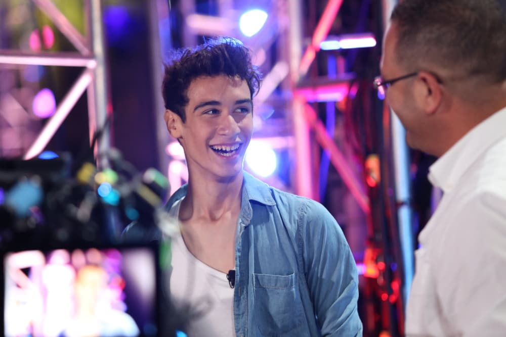 We are drooling over Sebastián. Lo que no tiene en peso, lo tiene en talento.