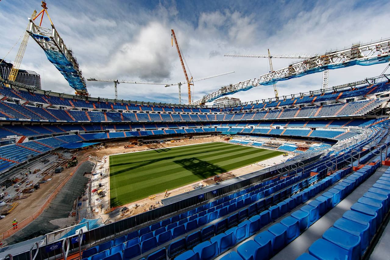 Las obras del Santiago Bernabéu continúan a marchas forzadas y ya se comienzan a completar estructuras importantes de la remodelación.