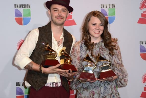 Esta canción se incluye en su exitoso disco titulado '¿Con Quién Se Queda El Perro'?