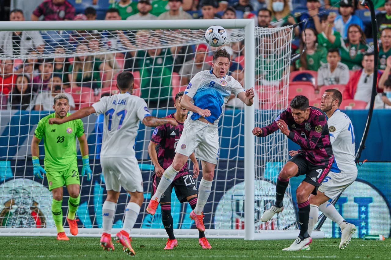 Tras un empate 0-0 en los 90 minutos, México y Costa Rica se van a la tanda de penaltis, en la que los aztecas vencieron 5-4 a los Ticos.