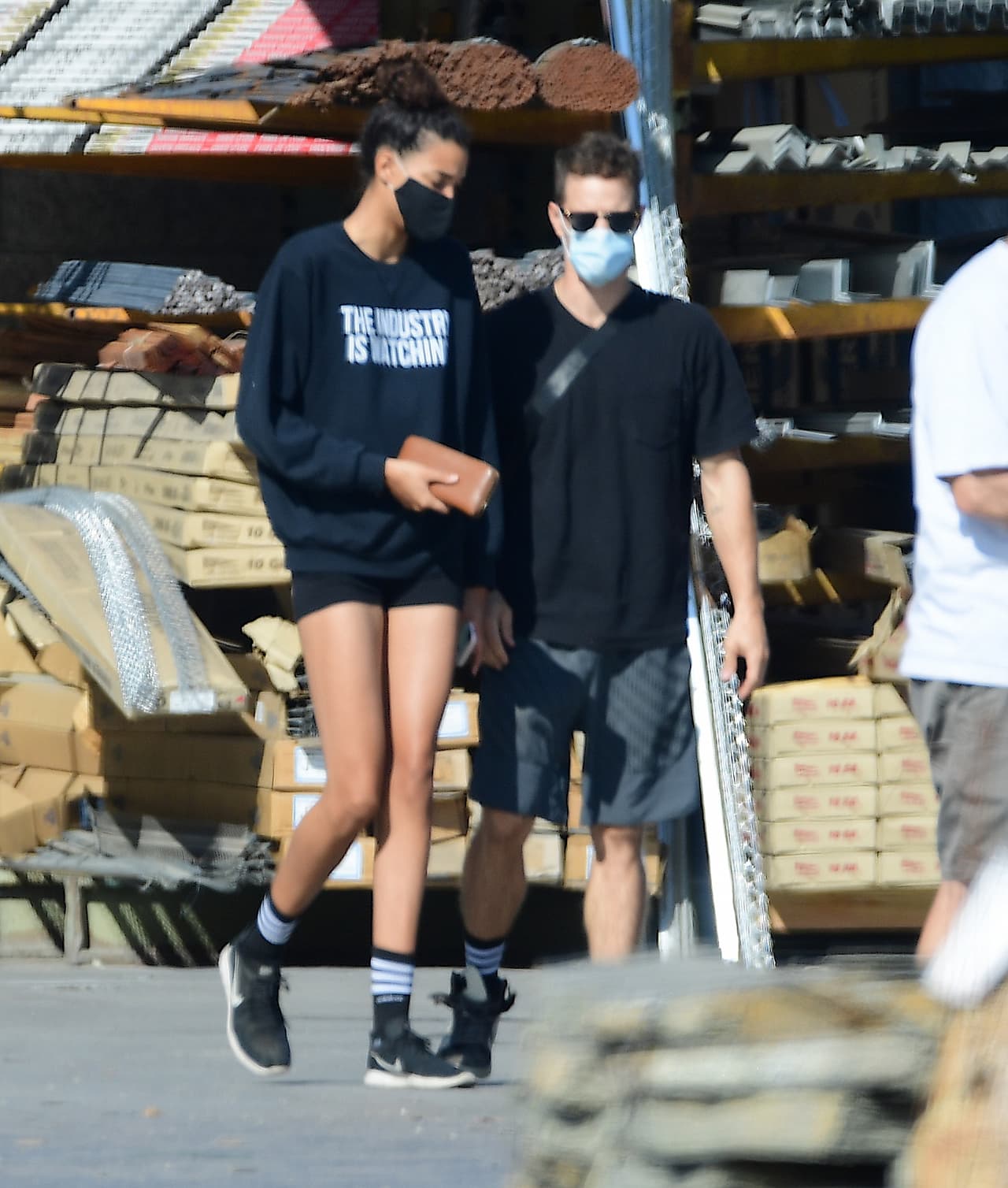 La presencia de Nickayla también lo ha ayudado a él anímicamente: "Cuando acuestas a tu hijo, no siempre tienes que estar solo con tus pensamientos y no tienes que estar triste ningún día o noche preguntándote cuándo mejorará. Al menos 
<b>tienes a alguien con quien hablar o simplemente sentarte en silencio y estar triste</b>. No tienes que lidiar con estar completamente solo", externó.
<br>