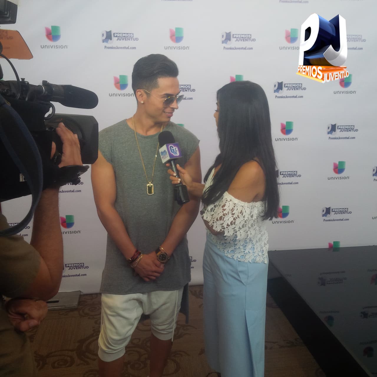 Aquí te dejamos una probadita del backstage.