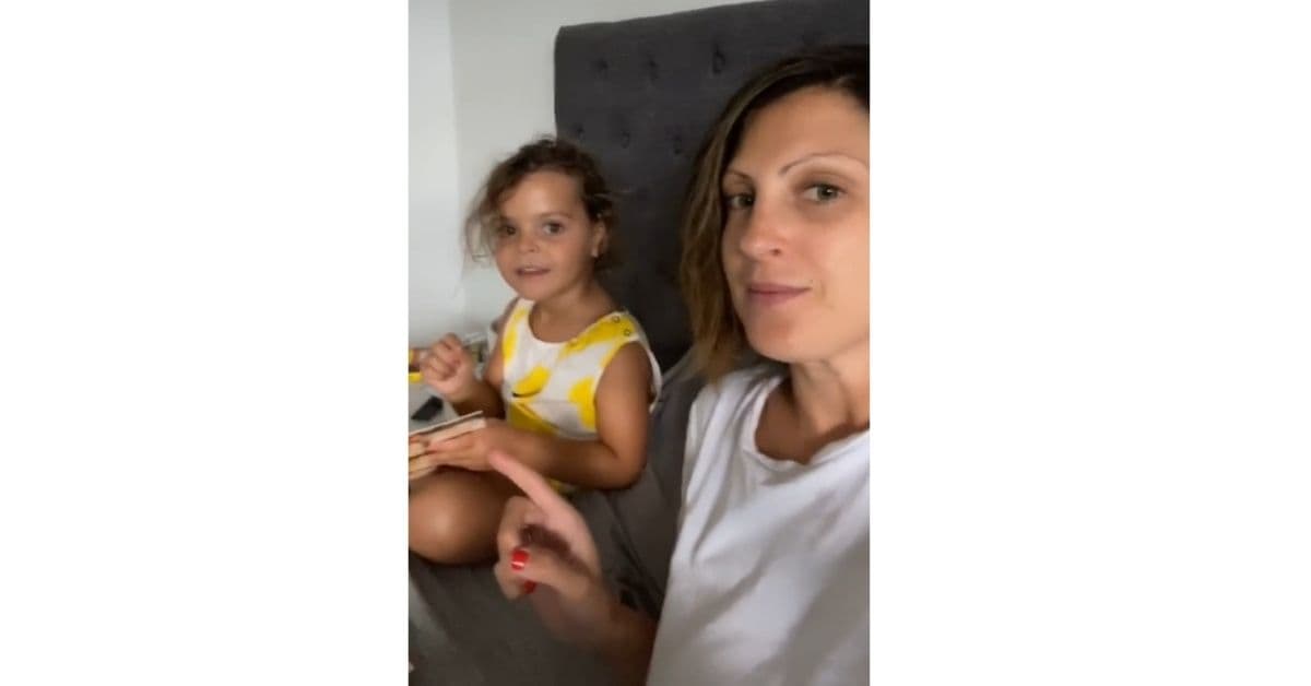 Michelle Dennis e hija