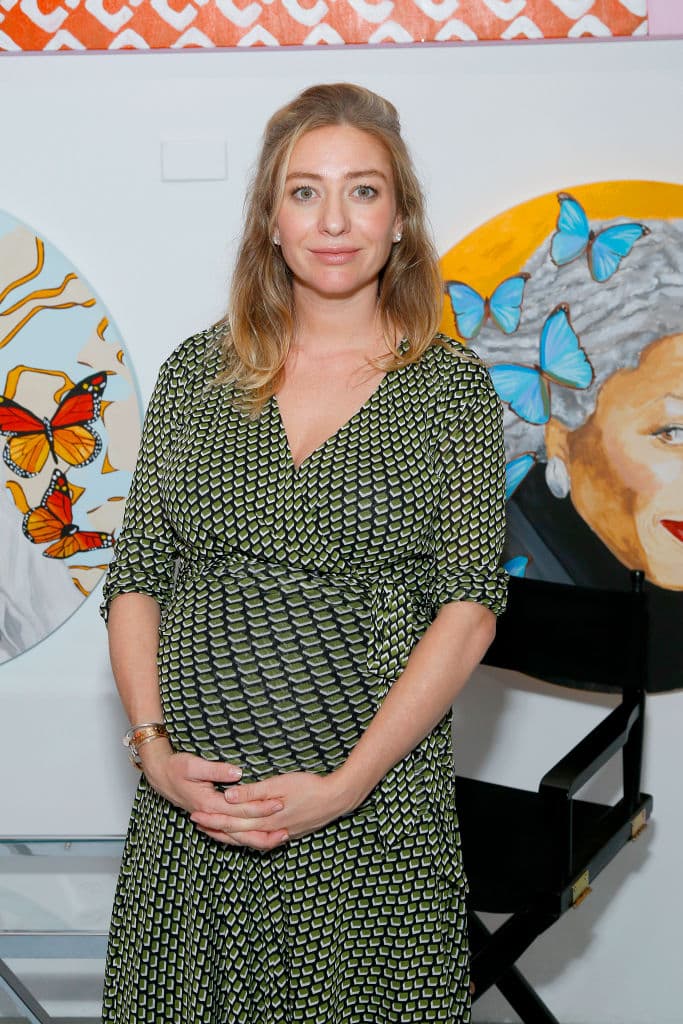 Whitney se convirtió en una mujer preparada para estar al mando de una empresa que da beneficios a sus empleados y de una app que tiene por objetivo acabar con la misoginia.