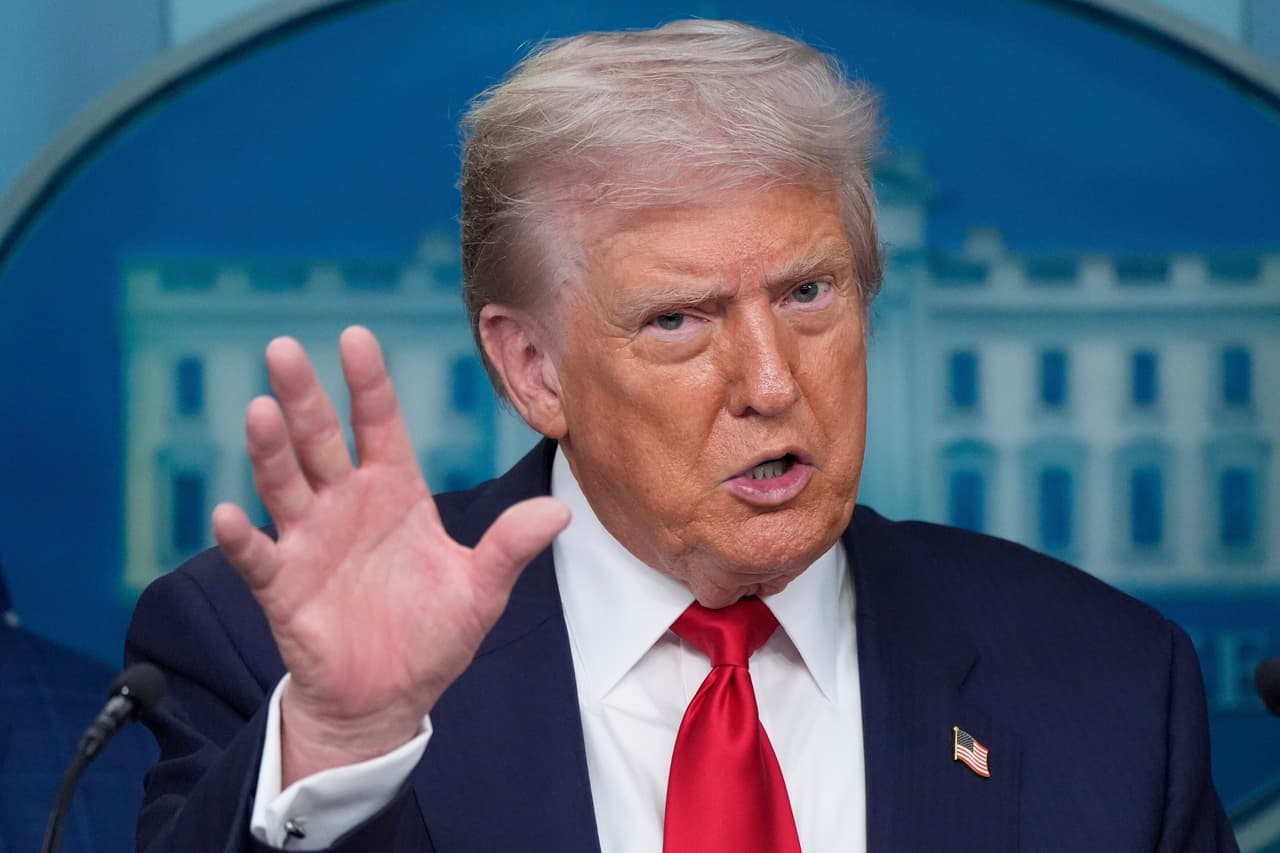 "¿El criminal más notorio en Washington DC?" Grok, la IA de Elon Musk, dice que es Trump y desata polémica
