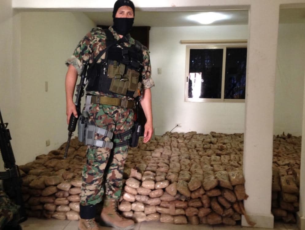 Otro testigo afirmó que "trabajadores" de los hermanos Guzmán Salazar secuestraron a toda su familia porque creían que se había vuelto un informante de la DEA.