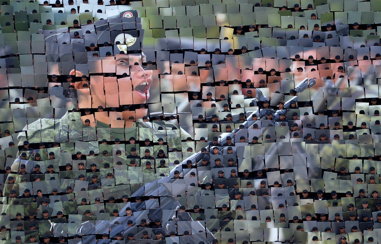 El acoso a las mujeres en el Ejército: el drama invisible de la "pandemia" de violencia de género en México