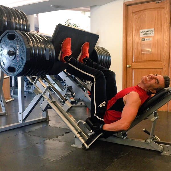 Hizo una aparición especial en la serie ‘Los héroes del Norte’ (2010).