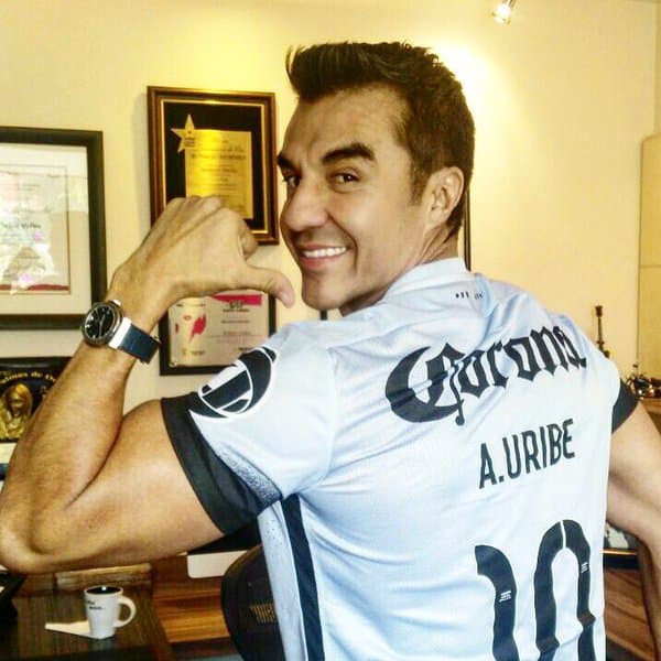 Por su destacada participación en 'Más deporte', le dieron la oportunidad de conseguir un lugar en ‘Los comediantes’, programa de Jorge Ortiz de Pinedo.