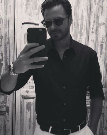 Cristian Zuárez, exesposo de Laura Bozzo, atrajo la atención de los internautas de Instagram luego de que compartió esta imagen, misma que acompañó con la letra de una canción.