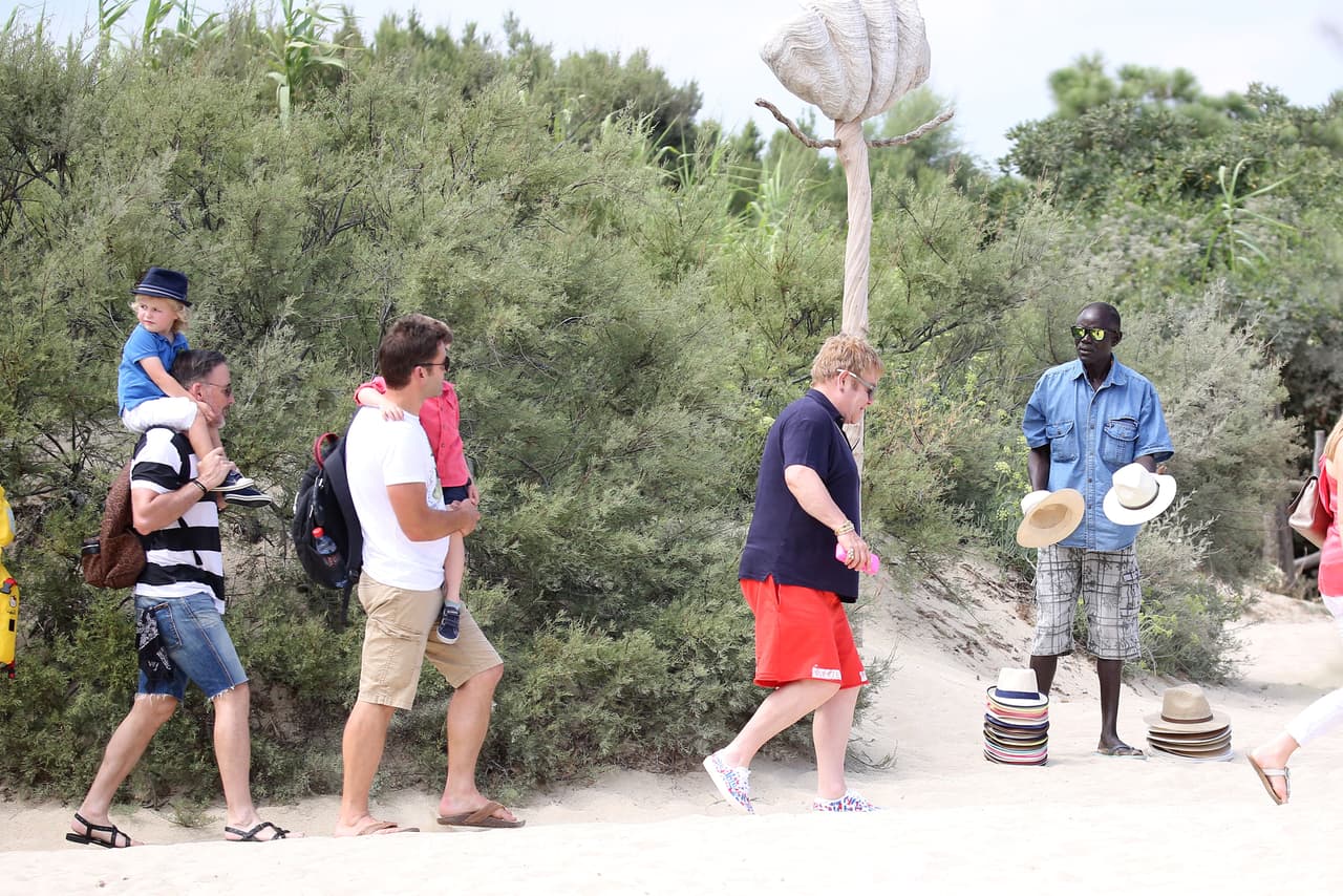 El músico y su pareja presumieron a los pequeños Zachary, de cuatro años, y Elijah, de dos.