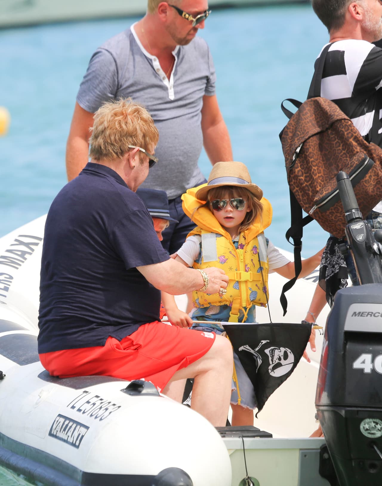 El músico y su pareja presumieron a los pequeños Zachary, de cuatro años, y Elijah, de dos.