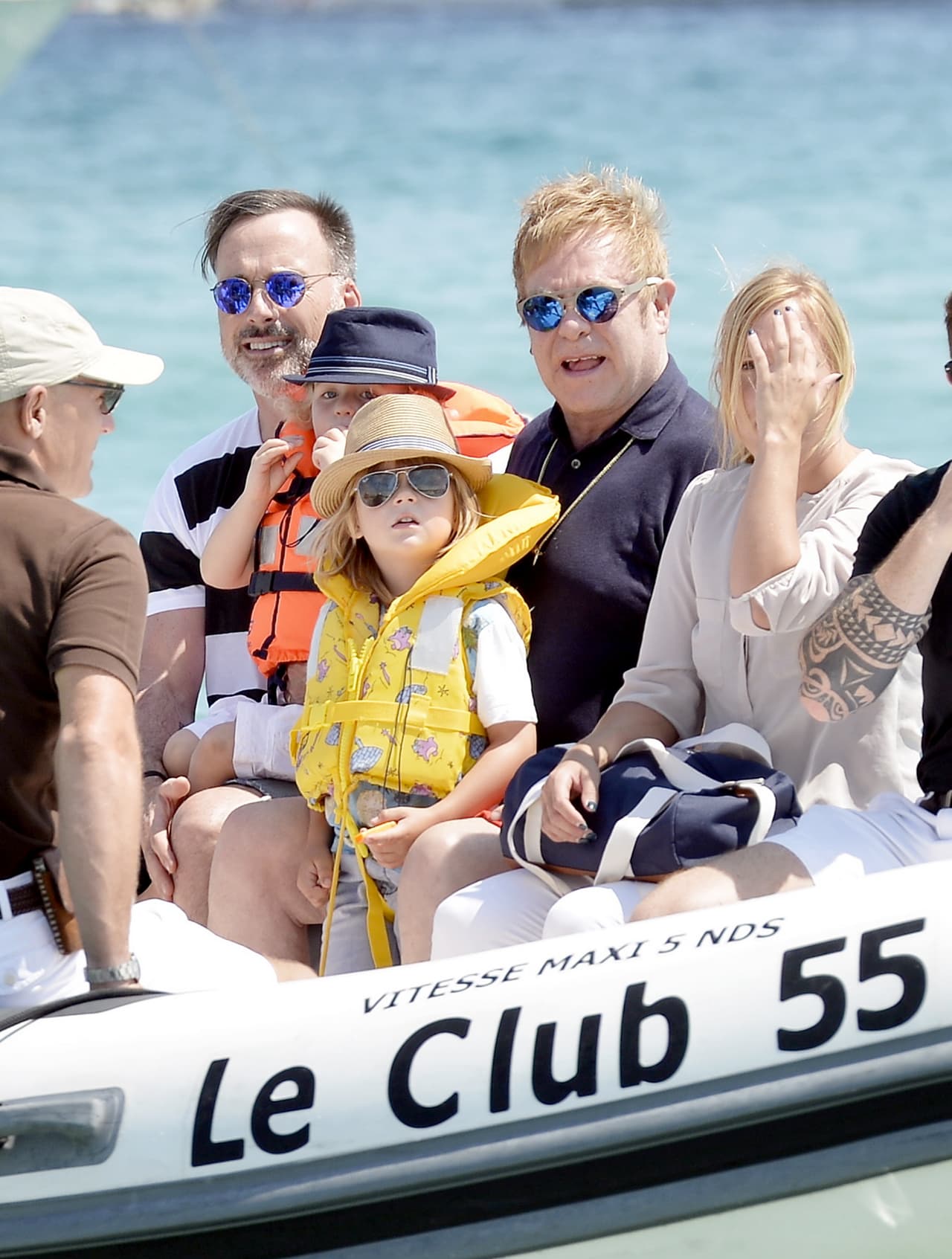 El músico y su pareja presumieron a los pequeños Zachary, de cuatro años, y Elijah, de dos.