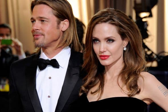 Luego de 12 años de matrimonio Angelina Jolie le pidió el divorcio a Brad Pitt.