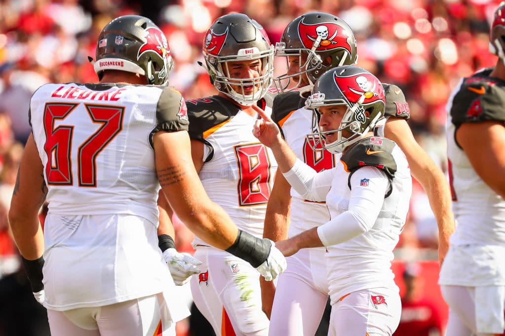 <b>25) Tampa Bay Buccaneers (4-7)</b>. Ganarle a los 49ers era urgente en el tema moral, cortar una racha de cuatro derrotas consecutivas. Lo positivo fue también la buena actuación de Jameis Winston.