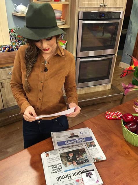 Alistándose para comenzar el programa. (22 de enero, 2016)