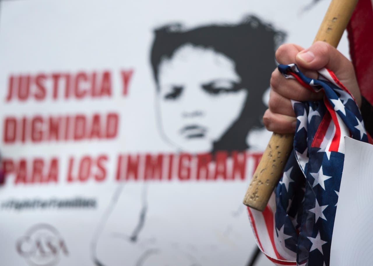 Del total de beneficiados, poco más de 240,000 son ciudadanos de El Salvador.