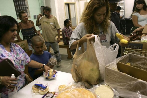 DELAWARE, NEVADA, ARIZONA Y HAWAII - El 51% por ciento de los estudiantes de escuela pública son pobres. Esto significa que sus ingresos familiares oscilan entre los $19 mil y $28 mil anuales.