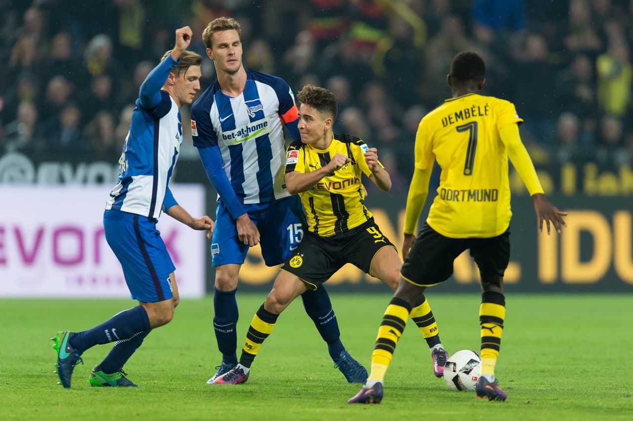 Rápidamente cayó en indisciplinas que le costaron la titularidad.