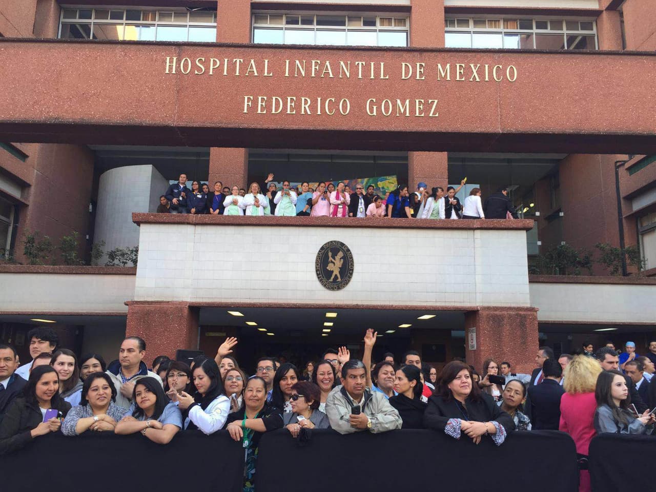 El papa Francisco visitó el Hospital Infantil de México, Federico Gómez, por la tarde de este domingo.