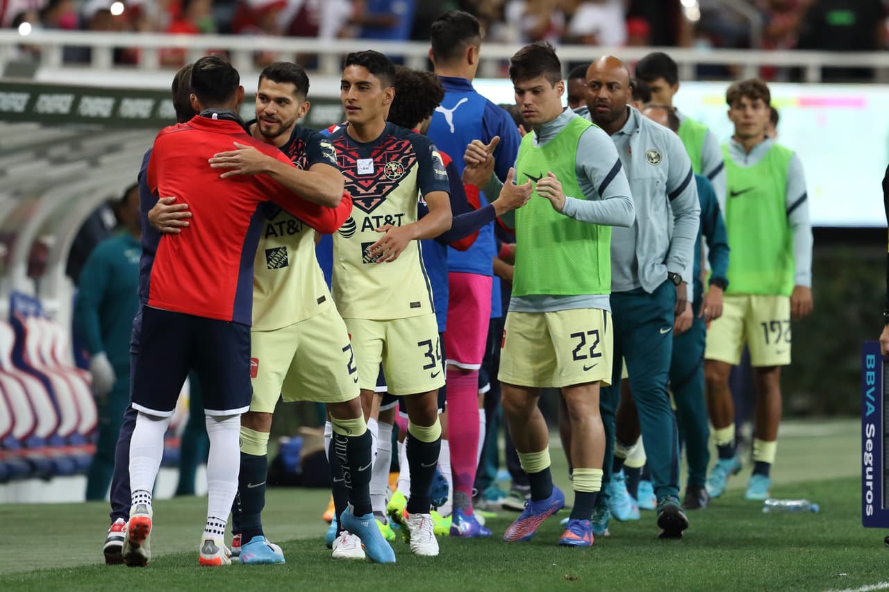 El Guadalajara y las Águilas brindaron un duelo poco espectacular en el Estadio Akron, aunque los locales tuvieron mejores oportunidades para marcar.