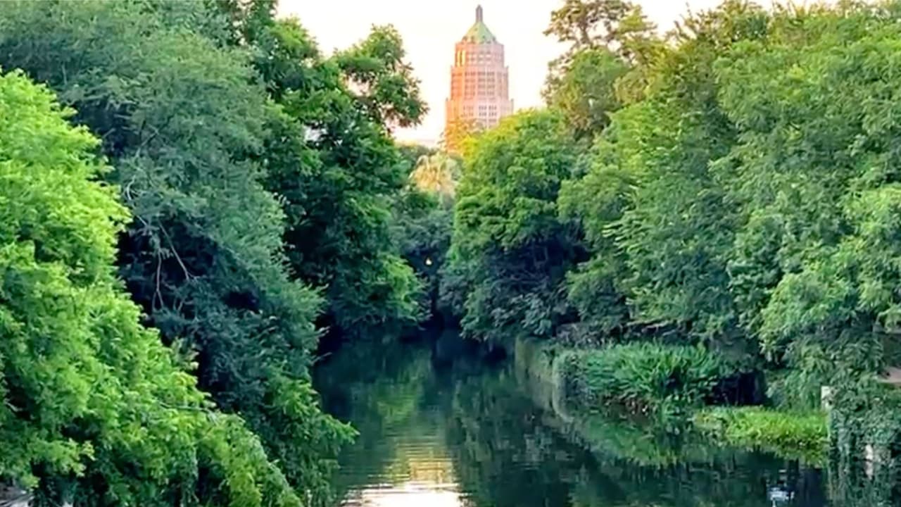 El cadáver de un hombre es hallado flotando en pleno Riverwalk, en San Antonio