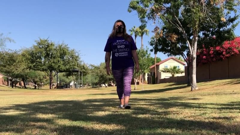 Sobreviviente de violencia doméstica comparte su dolorosa historia para inspirar a otras a buscar ayuda