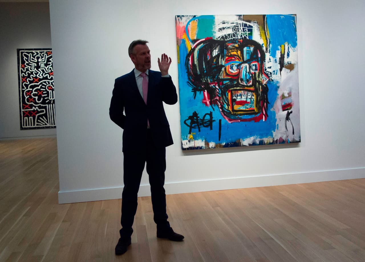 Obra de Basquiat se vende en más de 110 millones de dólares en una subasta