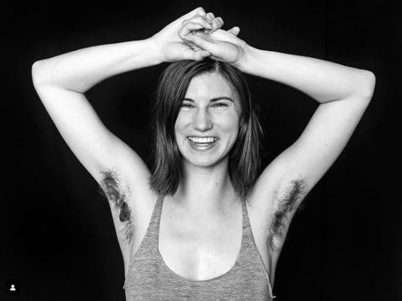 Los testimonios de las modelos ayudaron a que otras mujeres empatizaran con el estigma de los vellos corporales, así como su hartazgo por tenerlos que eliminar cada cierto tiempo para "sentirse bellas socialmente".
