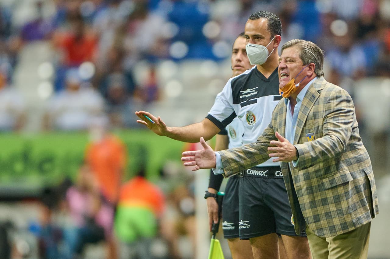 Herrera reclamó desde la banca.